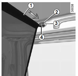 Renault Trafic. Pose du filet de separation derriere les sieges avant