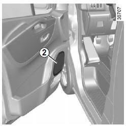 Renault Trafic. Haut-parleurs