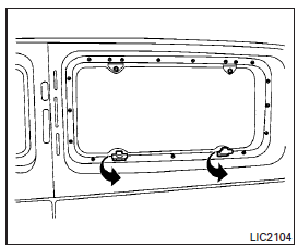 Nissan NV. Déflecteurs manuels (selon l'équipement du véhicule)