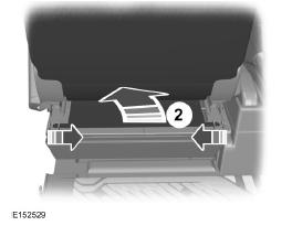 Ford Transit Custom. Remplacement de la batterie 12 v