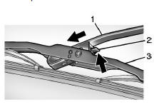 GMC Savana. Remplacement du balai d'essuie-glace